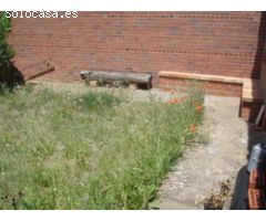 SE VENDE BODEGA EN VILLACÉ, RESTAURADA, CON  MERENDERO, 2 BAÑOS, BARBACOA, APARCAMIENTO Y JARDÍN