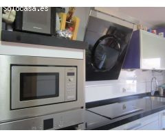 APARTAMENTO, 80 M2, SALÓN, COCINA, 2 HAB., 2 BAÑOS, TRASTERO, 2 P.GARAJE. MUCHAS MEJORAS. EXTERIOR.