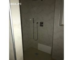 DÚPLEX DE 113 M2, NUEVO, 2 HAB., SALÓN, COCINA, 3 BAÑOS. CALIDADES LUJO