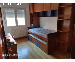 SE VENDE CHALET ADOSADO EN VALENCIA DE DON JUAN, AMUEBLADO, COCINA, SALÓN, 3 HAB, 2 BAÑOS, PATIO.