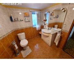 SE VENDE CASA EN PALAZUELO, 3 HAB., SALÓN, COCINA, 2 BAÑOS. PEQUEÑO PATIO