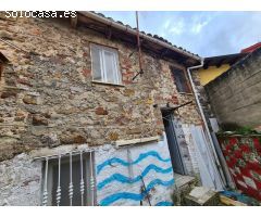 SE VENDE CASA EN PALAZUELO, 3 HAB., SALÓN, COCINA, 2 BAÑOS. PEQUEÑO PATIO