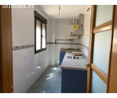 SE VENDE APARTAMENTO NUEVO, COCINA, SALÓN, 2 HAB., BAÑO, PLAZA DE GARAJE.
