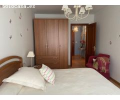 SE VENDE APARTAMENTO AMUEBLADO Y EQUIPADO, SEMINUEVO, COCINA, SALÓN, HABITACIÓN, BAÑO, TRASTERO Y G.