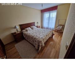 SE PISO, 95 M2, AMUEBLADO, COCINA, SALÓN, 3 HAB., 2 BAÑOS, ASCENSOR, TRASTERO Y PLAZA DE GARAJE.