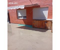 SE VENDE PISO VPO, AMUEBLADO, COCINA, SALÓN, 3 HAB., 2 BAÑOS, ASCENSOR, TRASTERO P.G  Y GRAN TERRAZA
