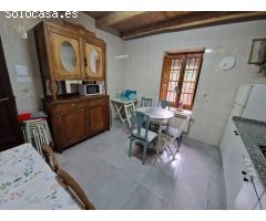 SE VENDE CASA DE DOS PLANTAS CON 6 HAB, A 8KMS DE VALENCIA DE DON JUAN. PATIO