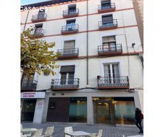 PISO 3 HABITACIONES EN CUATRO ESQUINAS, PURO CENTRO DE CIUDAD DE HUESCA