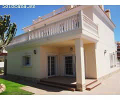 LUJOSA VILLA EN CABO ROIG CON 6 DORMITORIOS Y CERCA PLAYAS DE ARENA BLANCA