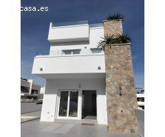 OBRA NUEVA - ADOSADO DE 3 DORMITORIOS, 2 BAÑOS, PISCINA Y SOLARIUM