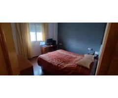 PISO DE 3 DORMITORIOS Y 2 BAÑOS CÉNTRICO