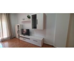 APARTAMENTO EN TORREVIEJA CENTRO CON PISCINA Y PARKING