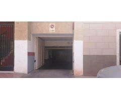 GARAJE CERRADO EN TORREVIEJA CENTRO