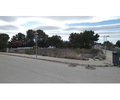 ++parcela urbana en esquina orientada a dos calles en urbanizacion el reloj fortuna++ 1.800m2