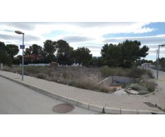 ++parcela urbana en esquina orientada a dos calles en urbanizacion el reloj fortuna++ 1.800m2