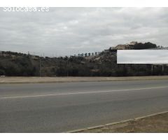 +PARCELA EN URBANIZACION EL CHORRICO INMEJORABLE UBICACION 850M2++