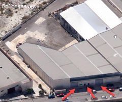 ++VENTA NAVE INDUSTRIAL EN POLÍGONO INDUSTRIAL LA SERRETA++
