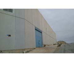 ++VENTA NAVE INDUSTRIAL EN POLÍGONO INDUSTRIAL LA SERRETA++