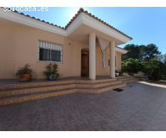 ++Exquisito Chalet en Los Conejos con Parcela de 730 m²++ -