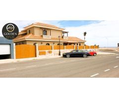 Villa de Lujo en Venta en Puerto del Rosario, Las Palmas