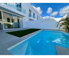 Chalet en Venta en Corralejo, Las Palmas