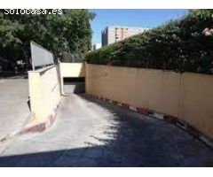 Garaje en Alquiler en Los Sevillanos, Sevilla