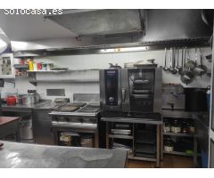SE TRASPASA CAFETERIA-RESTAURANTE EN SANTIAGO