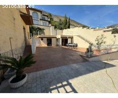 Chalet en Venta en Callosa dEn Sarria, Alicante
