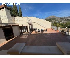 Chalet en Venta en Callosa dEn Sarria, Alicante