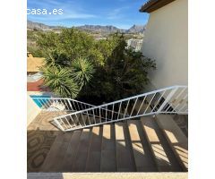 Chalet en Venta en Callosa dEn Sarria, Alicante