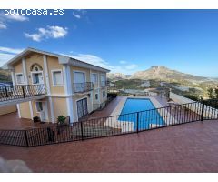 Chalet en Venta en Callosa dEn Sarria, Alicante