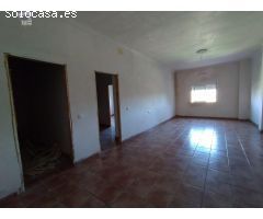SE VENDE CASA INDEPENDIENTE EN CASCO ANTIGUO