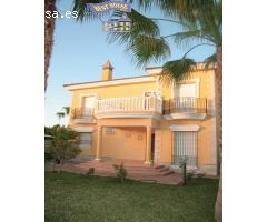 CHALET EN EL SANTISCAL