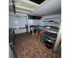 SE VENDE O SE ALQUILA BAR - RESTAURANTE EN ZONA CENTRO DE ARCOS