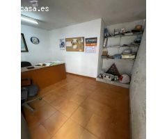 SE VENDE NAVE INDUSTRIAL EN EL BARRIO BAJO