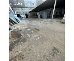 SE VENDE NAVE INDUSTRIAL EN EL BARRIO BAJO