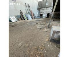 SE VENDE NAVE INDUSTRIAL EN EL BARRIO BAJO