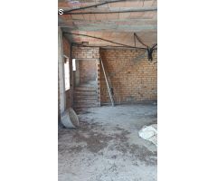 SE VENDE CASA EN ZONA CERCANO A CENTRO
