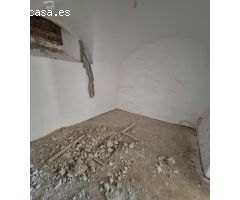 SE VENDE CASA PARA REFORMAR EN ZONA DEL CASCO ANTIGUO