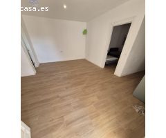 SE VENDE CASA EN ZONA DEL BARRIO BAJO