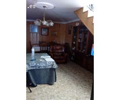 VENTA DE CASA EN BARRIADA LA PEDROSA