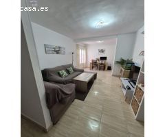 SE VENDE PISO EN ZONA CERCANO A CENTRO