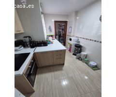 SE VENDE PISO EN ZONA CERCANO A CENTRO