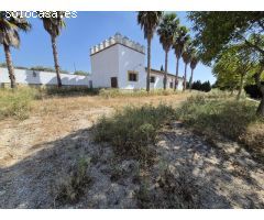 FINCA LOGÍSTICA E HÍPICA