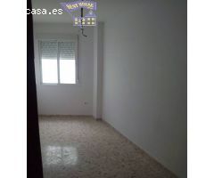 SE VENDE PISO EN PLANTA BAJA (ZONA LAS PALOMAS)