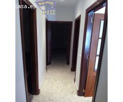 SE VENDE PISO EN PLANTA BAJA (ZONA LAS PALOMAS)