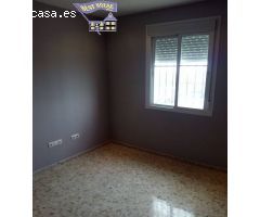 SE VENDE PISO EN PLANTA BAJA (ZONA LAS PALOMAS)