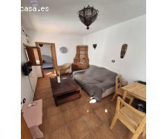 SE VENDE CASA EN PATIO DE VECINOS EN ZONA CASCO ANTIGUO