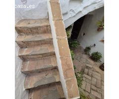 SE VENDE CASA EN PATIO DE VECINOS EN ZONA CASCO ANTIGUO