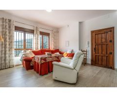 !!!OPORTUNIDAD INVERSORES¡¡¡¡. EDIFICIO EN GUEJAR SIERRA MAS SOLAR DE 159M2.